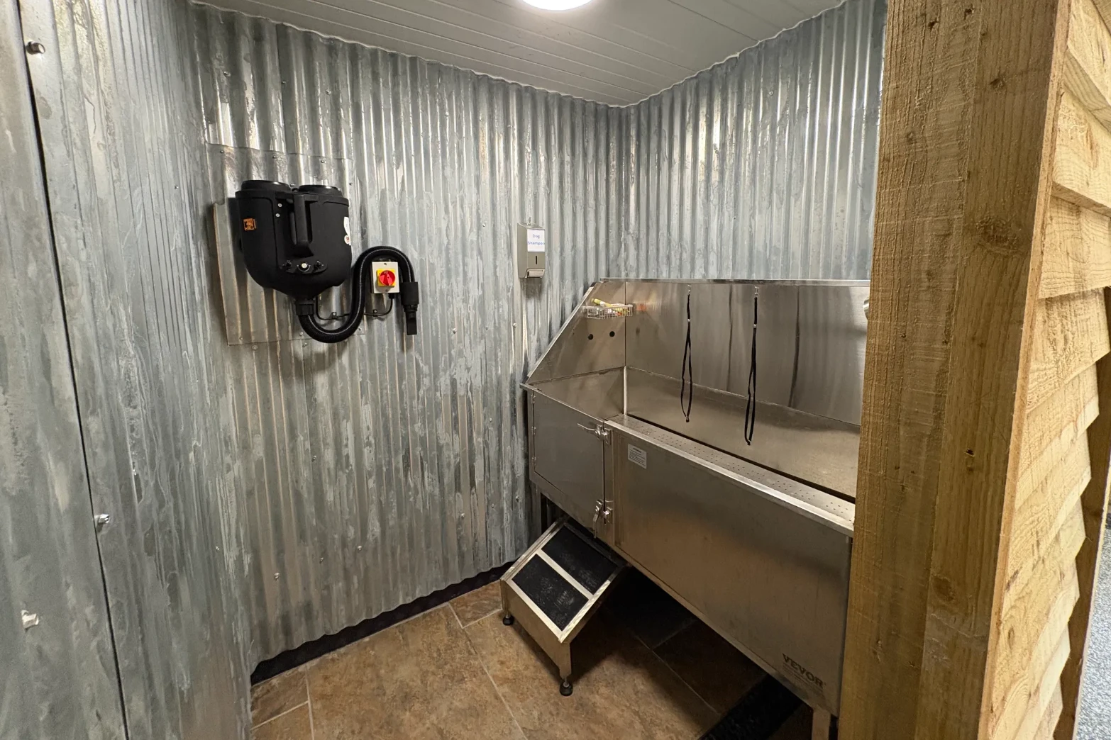 llanina carvan parkr 154